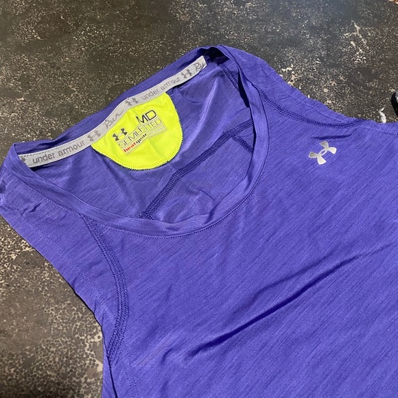 Two running tanks - Picture 2 of 5